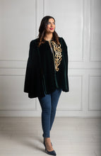 Load image into Gallery viewer, New - Cape velvet - Majesty Cape - Cape pour femme - Cape en Velours