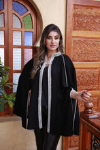 Load image into Gallery viewer, Cape Col Officier - Façon maalem - La Maison Selene-maroc-morocco-prix-femme