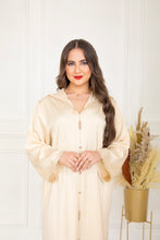 Load image into Gallery viewer, Djellaba Berchmane été 2023 - Crêpe vichy 100% Handmade
