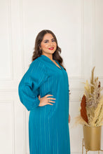Load image into Gallery viewer, Djellaba Berchmane été 2023 - Crêpe vichy 100% Handmade
