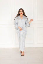 Load image into Gallery viewer, Djellaba Berchmane été 2023 - Crêpe vichy 100% Handmade
