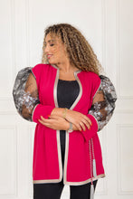 Load image into Gallery viewer, Veste crêpe de soie &amp; manches en dentelle
