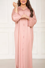 Load image into Gallery viewer, Djellaba Berchmane été 2023 - Crêpe vichy 100% Handmade
