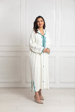 Load image into Gallery viewer, Djellaba Berchmane &amp; Broderie 100% Handmade
