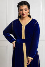 Charger l&#39;image dans la galerie, Caftan Velour Majesty 2023
