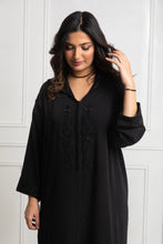 Load image into Gallery viewer, Djellaba en Broderie - Façon Maalem - Art Noble
