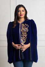 Load image into Gallery viewer, New - Cape velvet - Majesty Cape - Cape pour femme - Cape en Velours
