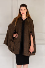 Charger l&#39;image dans la galerie, New - Cape Leopart - Mlifa - Cape pour femme
