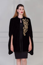 Load image into Gallery viewer, New - Cape velvet - Majesty Cape - Cape pour femme - Cape en Velours
