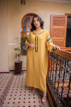 Load image into Gallery viewer, Djellaba Façon Maalem - La Maison Selene-maroc-morocco-prix-femme
